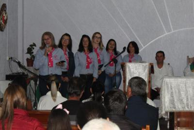 CooperaÃ§Ã£o da Comunidade Linha Nova com o NÃºcleo Feminino da Coprossel  resulta em Nova Gruta do Senhor Bom Jesus 